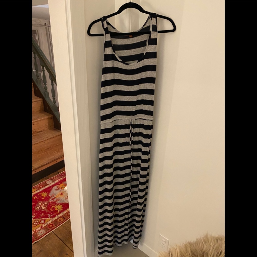 Give and honey maxi dress
